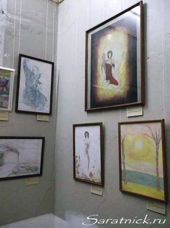 Работы Е. Лапиной на выставке "Семейная палитра"